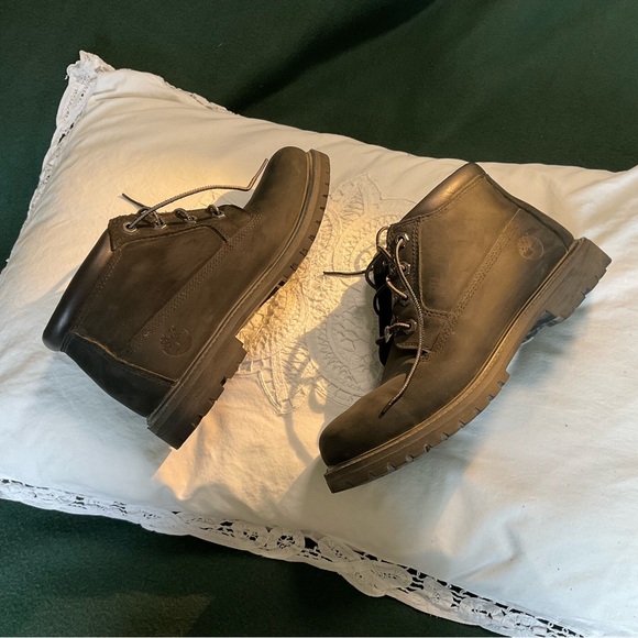 Hiking Boots (waterproof) in Grey Suede - Picture 3 of 6